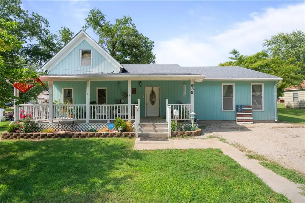 638 W 3rd Street, Cherryvale, KS 67335 - Image #1