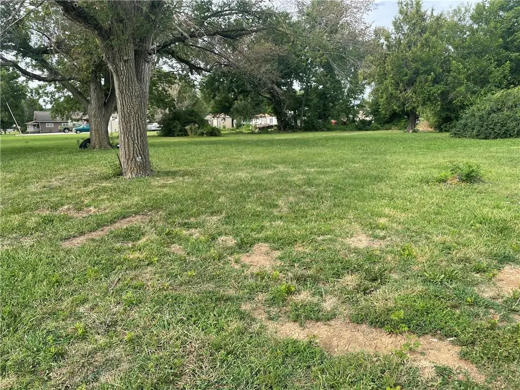 102 S Humphrey Street, Gas, KS 66742 - Image #1