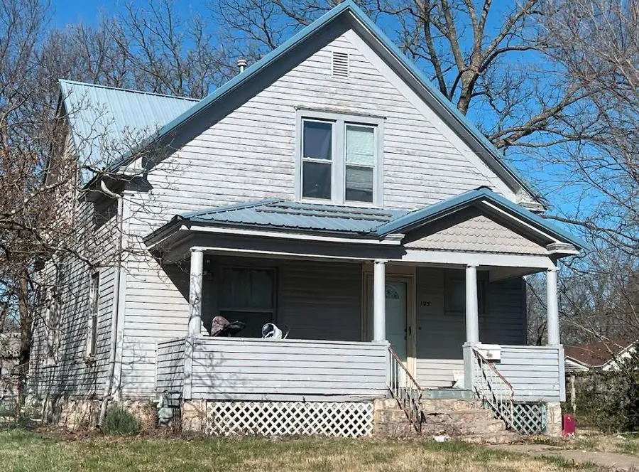 304 W 7th Street, Chanute, KS 66720 - Image #3