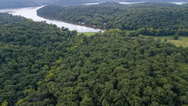 32893 Cooney Creek Road, Lincoln, MO 65533