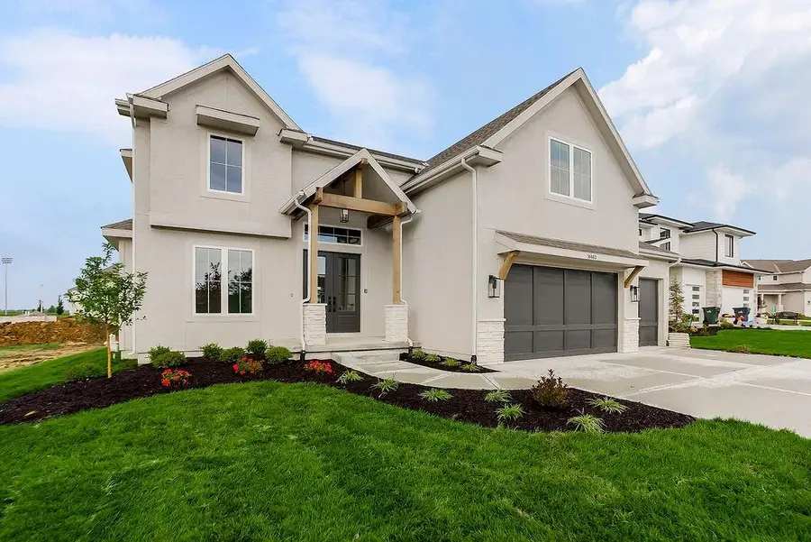 16460 S Penrose Lane, Olathe, KS 66062 - Image #2