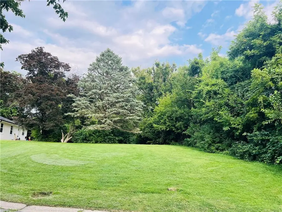 101 Ridge Drive, Saint Joseph, MO 64506 - #2