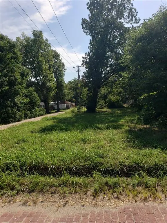 1300 & 1304 W Main Street, Independence, KS 67301 - Image #1