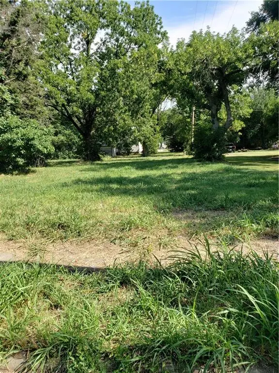 1300 & 1304 W Main Street, Independence, KS 67301 - Image #3