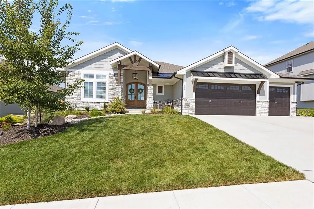 809 Bridgeshire Drive, Raymore, MO 64083 - #1