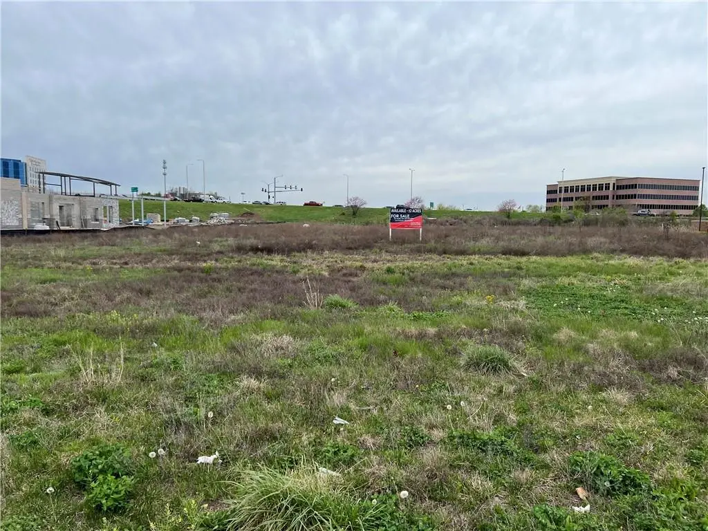 4111 Little Blue Parkway, Independence, MO 64057 - Image #1