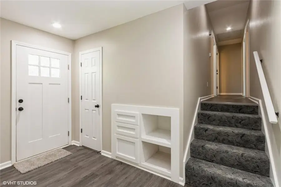 7124 W 54th Terrace, Overland Park, KS 66202 - Image #2