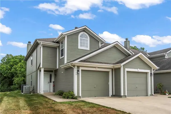 5539 NW Moonlight Meadow Drive, Lee's Summit, MO 64064