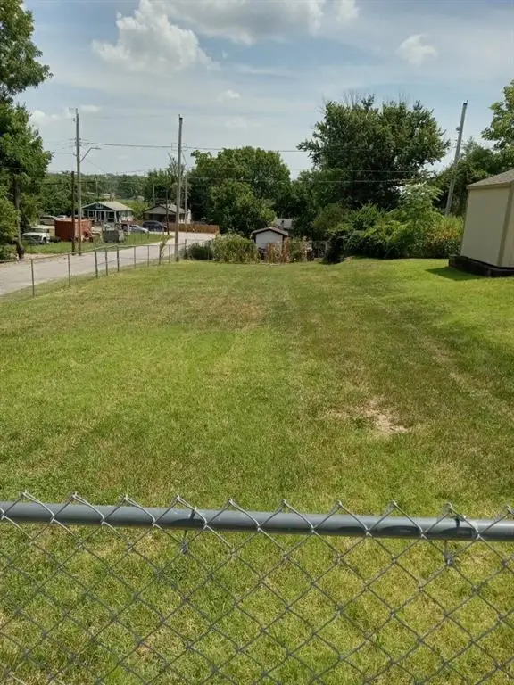 5915 E 36th Terrace, Kansas City, MO 64129