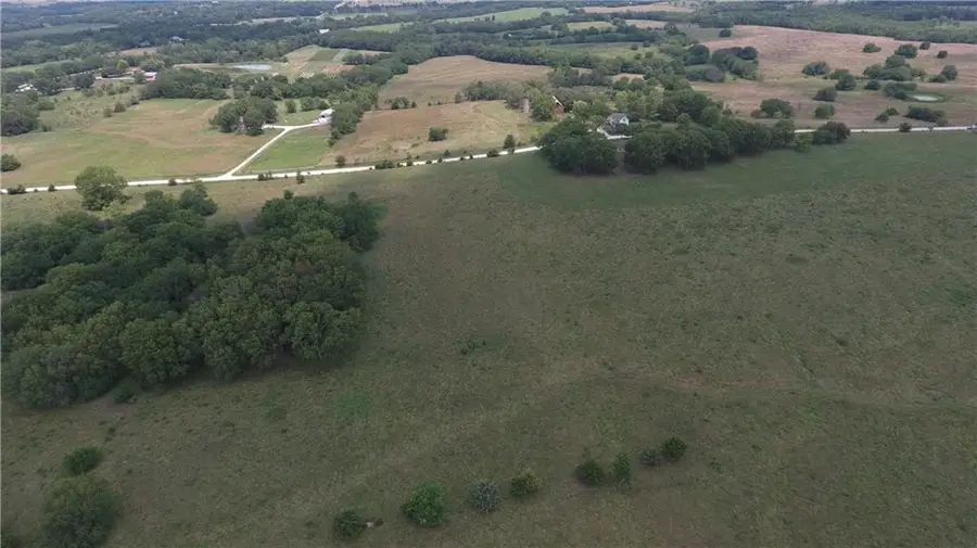 299st Street, Paola, KS 66071 - Image #3