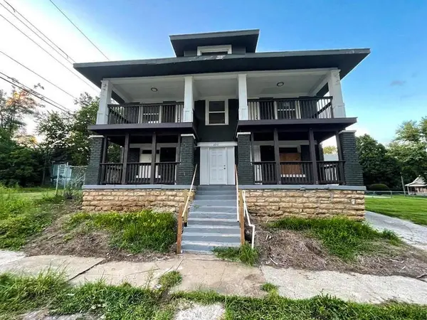 2210 E 34th Street, Kansas City, MO 64109