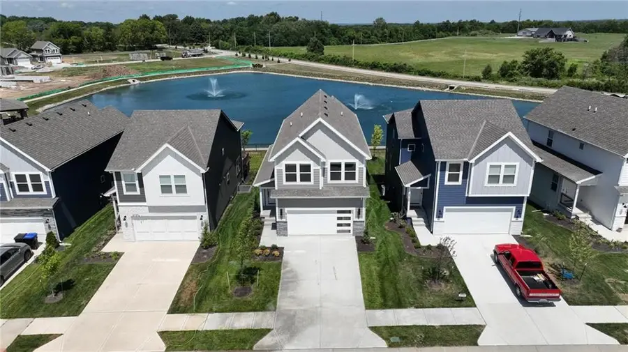 8733 SW Edgewater Drive, Blue Springs, MO 64064 - Image #3