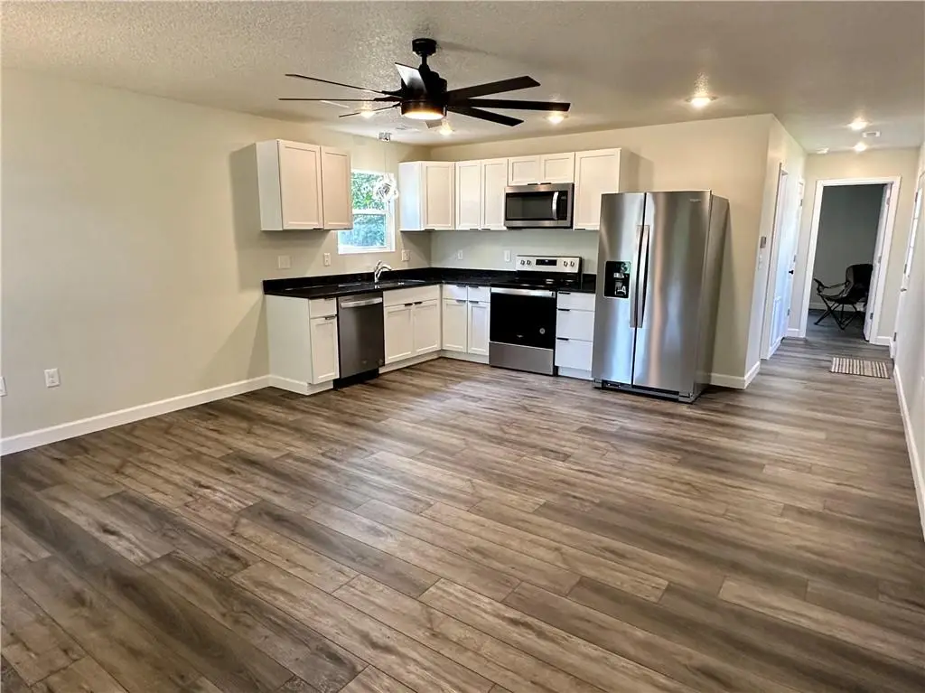 716 S Ash Street, Ottawa, KS 66067 - Image #1