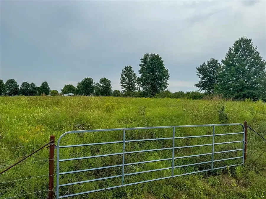 Sacajawea Road, Sedalia, MO 65301 - Image #2