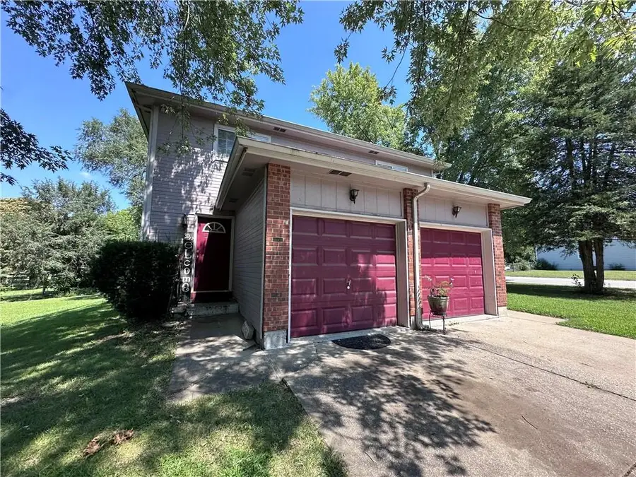302 + 304 Pottawatomie Street, Leavenworth, KS 66048 - Image #2