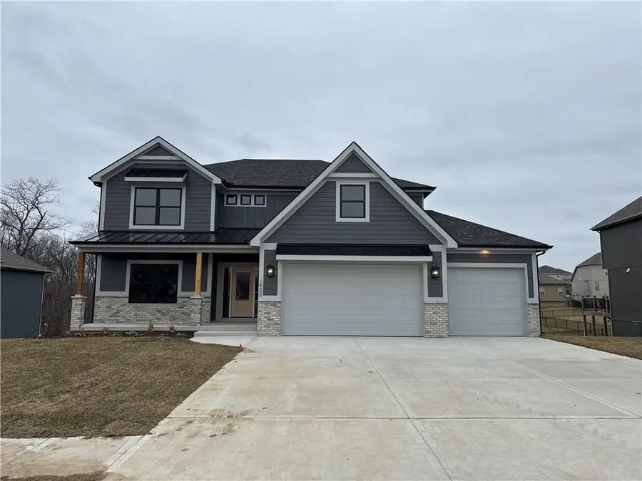 18000 N Peach Blossom Drive, Platte City, MO 64079 - Image #2