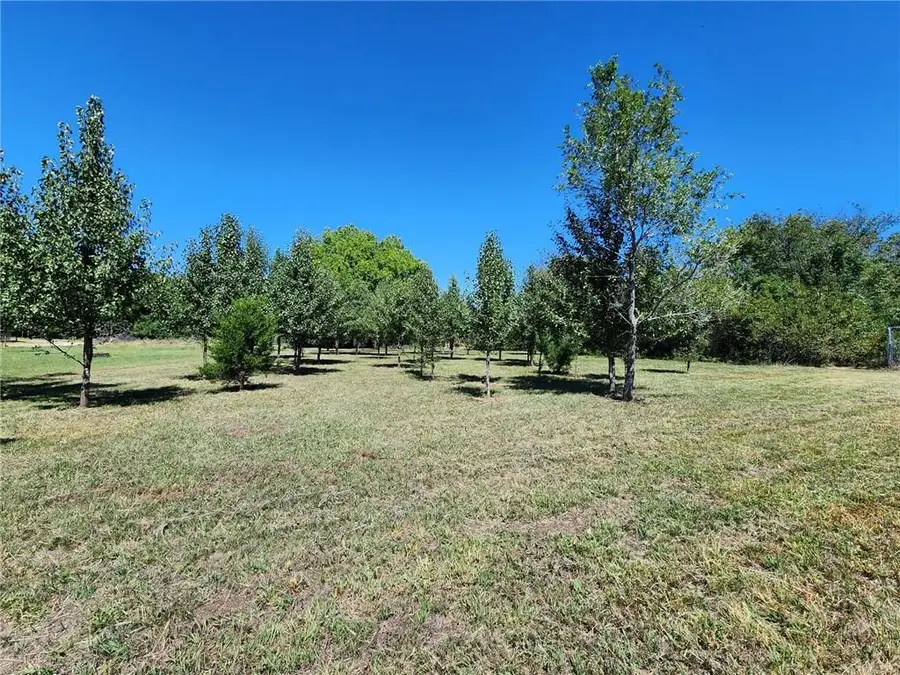 26 Ohio Drive, Linn Valley, KS 66040 - Image #2
