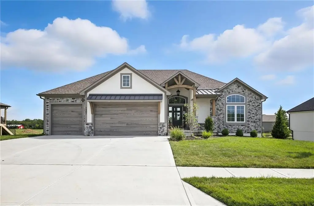 1807 Halls Creek Avenue, Raymore, MO 64083 - Image #1