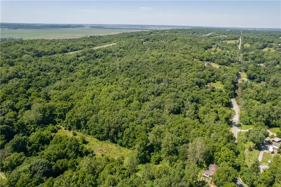 3402 N 2nd Street, Saint Joseph, MO 64505 - Image #2