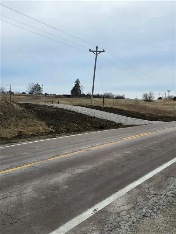 13 Highway, Gallatin, MO 64640 - Image #3