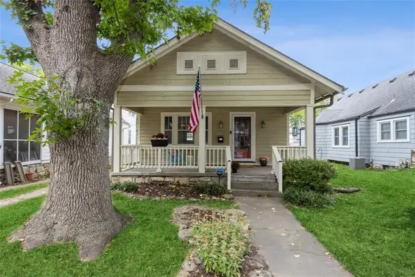 420 E 70th Street, Kansas City, MO 64131