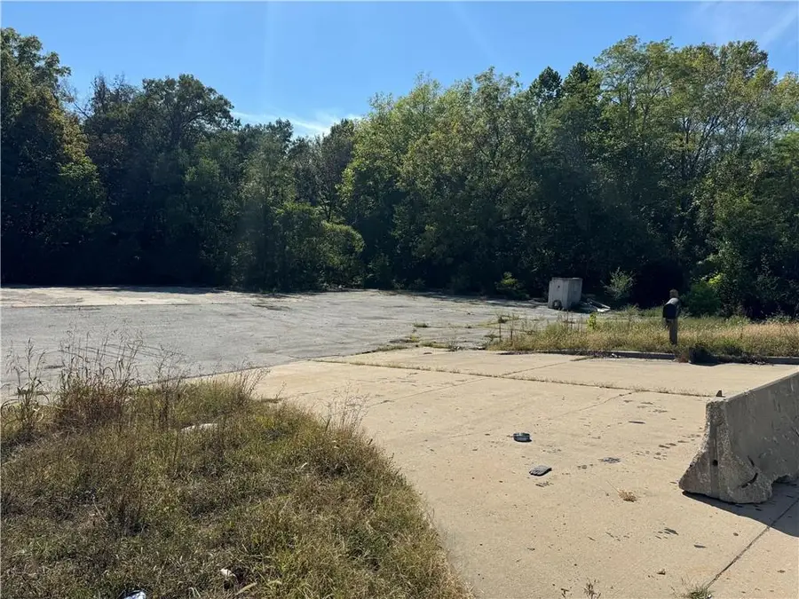 16113 E Truman Road, Independence, MO 64050 - Image #3