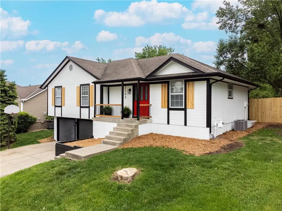 2105 SE 3rd Street, Lees Summit, MO 64063 - Image #2