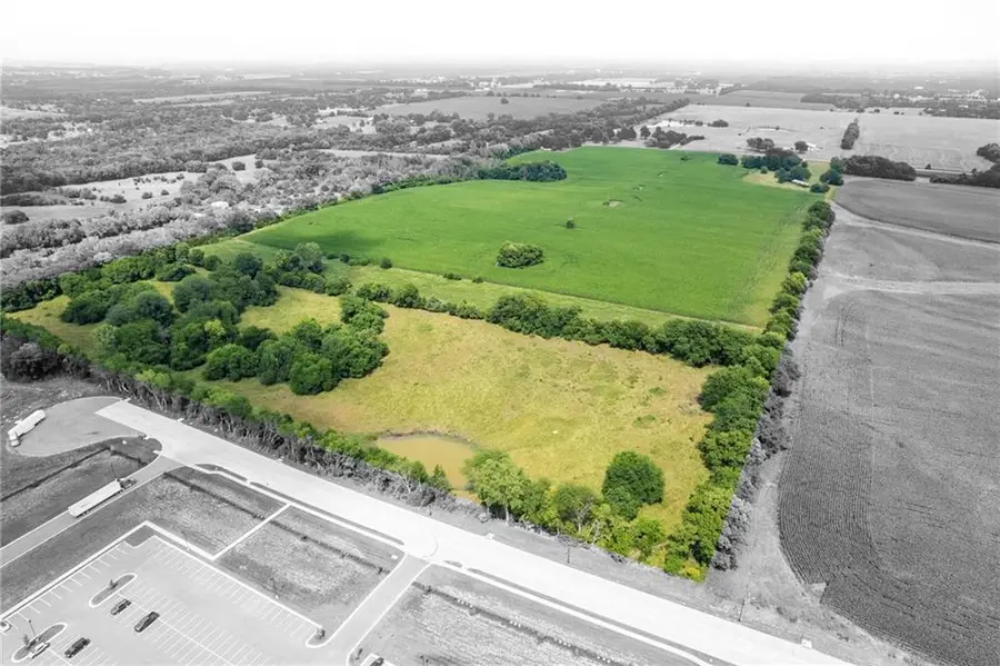 20480 S Gardner Road, Gardner, KS 66030 - Image #2