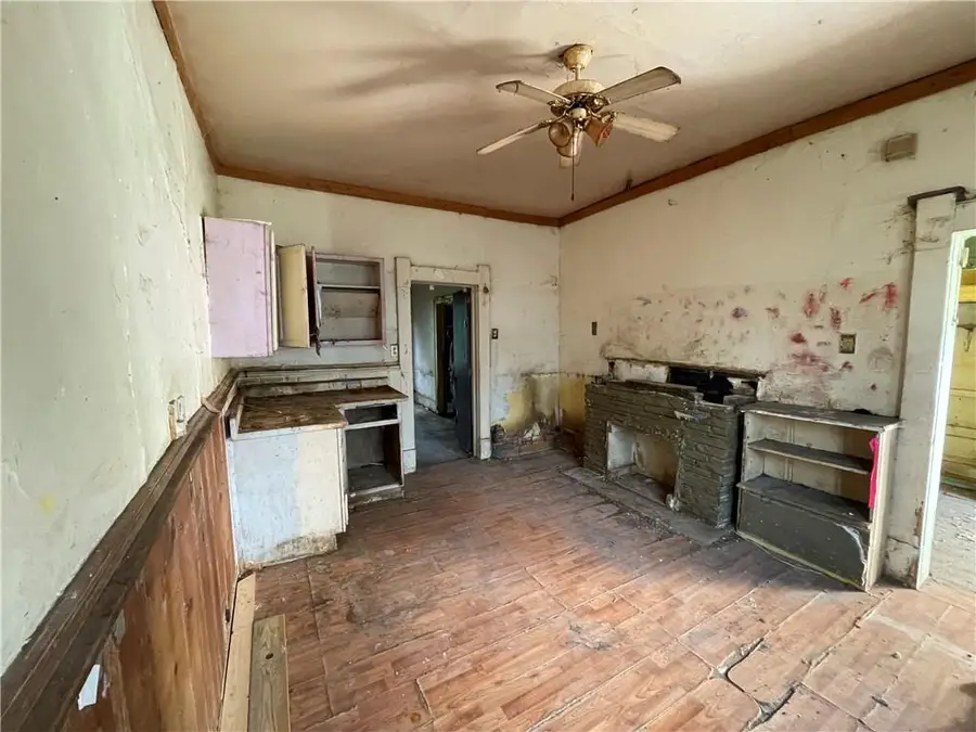 830 Reynolds Avenue, Kansas City, KS 66101 - Image #2