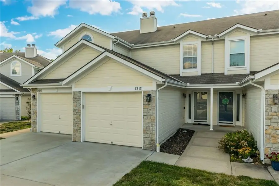 1215 NW Hidden Ridge Circle, Blue Springs, MO 64014 - Image #2