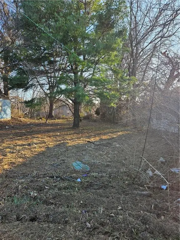 11105 E Us 24 Highway, Independence, MO 64054 - Image #1