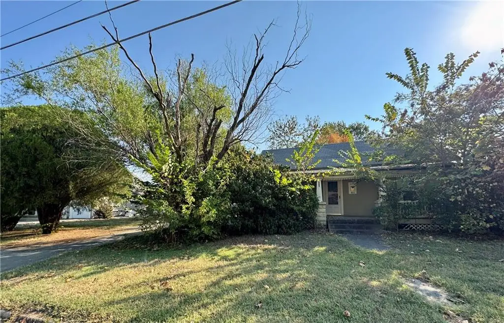 209 S Jefferson Street, Frontenac, KS 66763 - Image #1