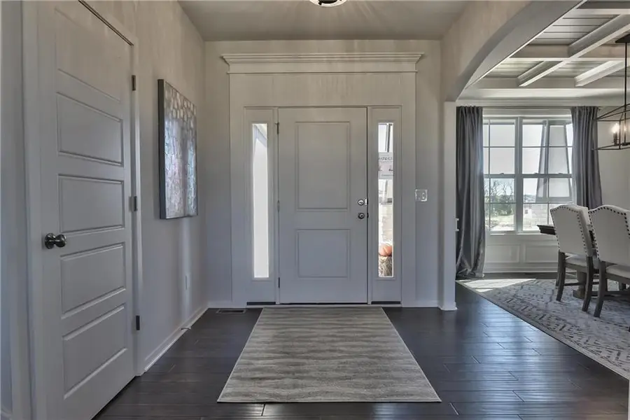 5822 Mccormick Drive, Shawnee, KS 66226 - Image #3