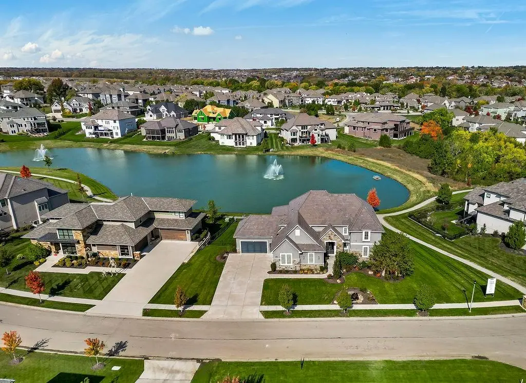 10602 W 173rd Terrace, Overland Park, KS 66221 - Image #1