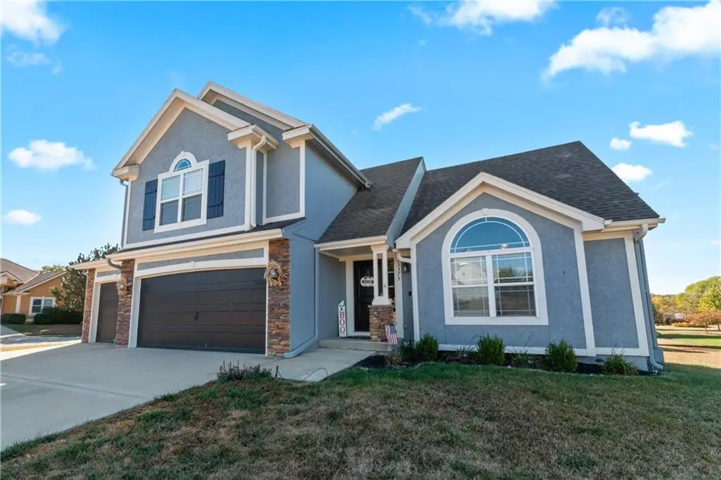 13375 Ridgeview Drive, Platte City, MO 64079 - Image #1