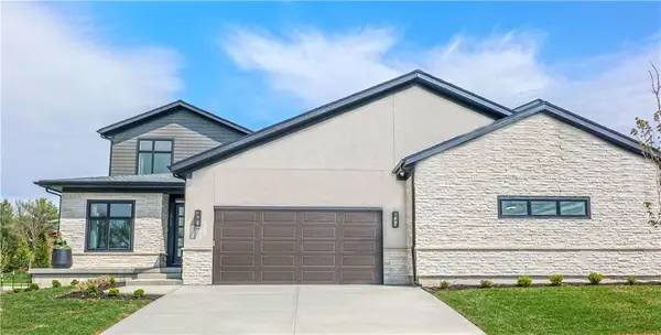 2860 W 133rd Terrace, Leawood, KS 66209