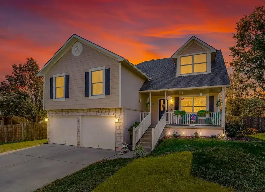 112 Madison Court, Blue Springs, MO 64014 - Image #2