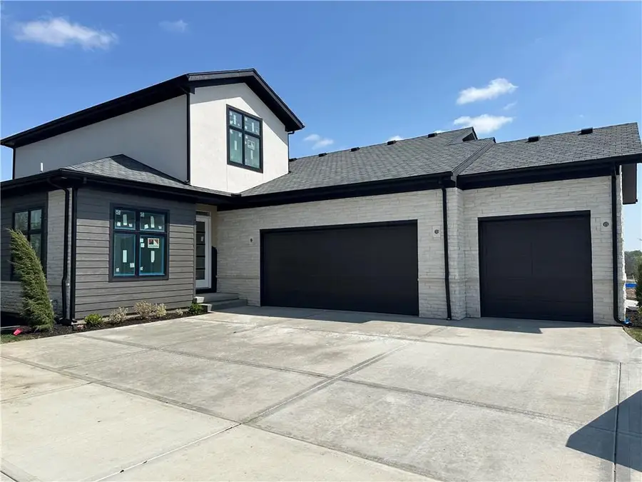 2852 W 133rd Terrace, Leawood, KS 66209 - Image #2