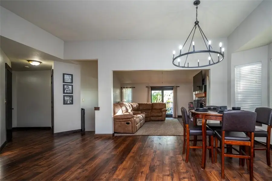 6434 Crescent Rim Drive, Ozawkie, KS 66070 - Image #2