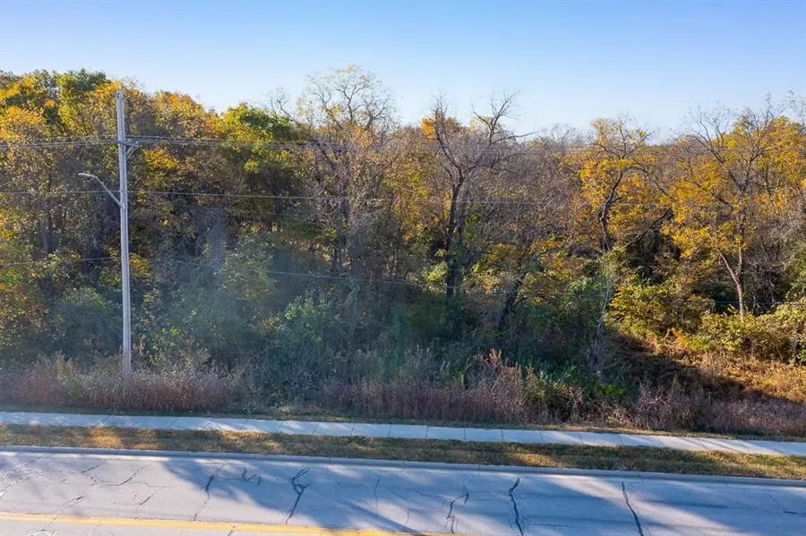 11315 Hollingsworth Road, Kansas City, KS 66109 - Image #2