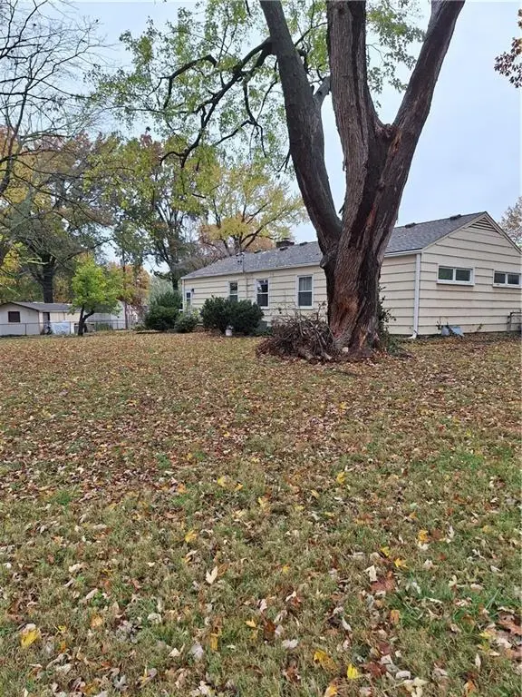 6430 Riley Street, Mission, KS 66202 - Image #2