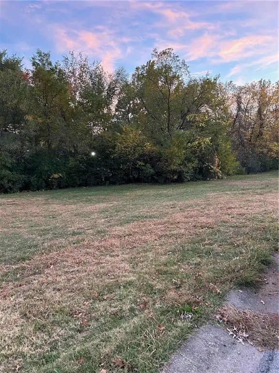 N/A N/a N/a, Independence, MO 64136