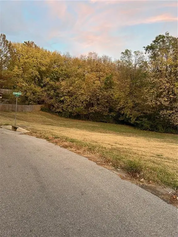 N/A N/a N/a, Independence, MO 64136 - Image #2