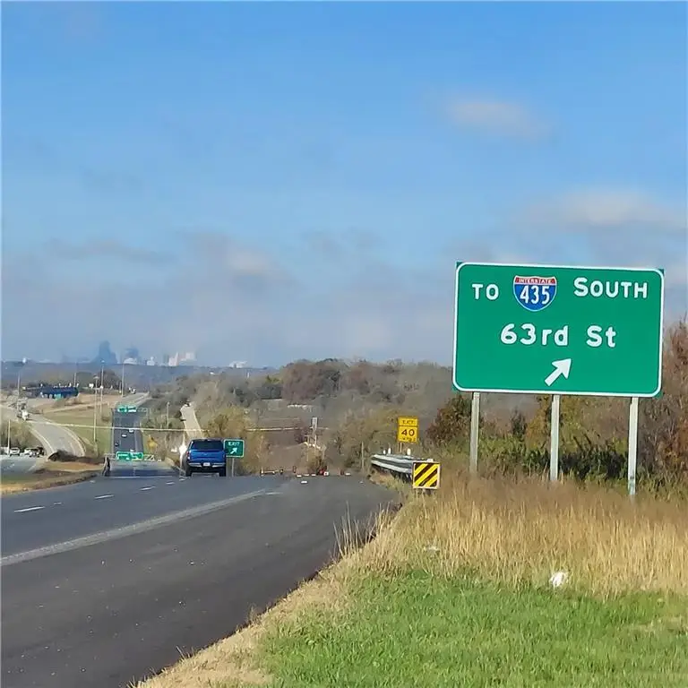 8500 E State Route 350 Highway, Kansas City, MO 64133 - Image #1