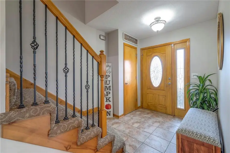 404 SW Seagull Street, Lees Summit, MO 64082 - Image #2