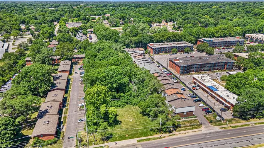 8140 Troost Avenue, Kansas City, MO 64131 - Image #2