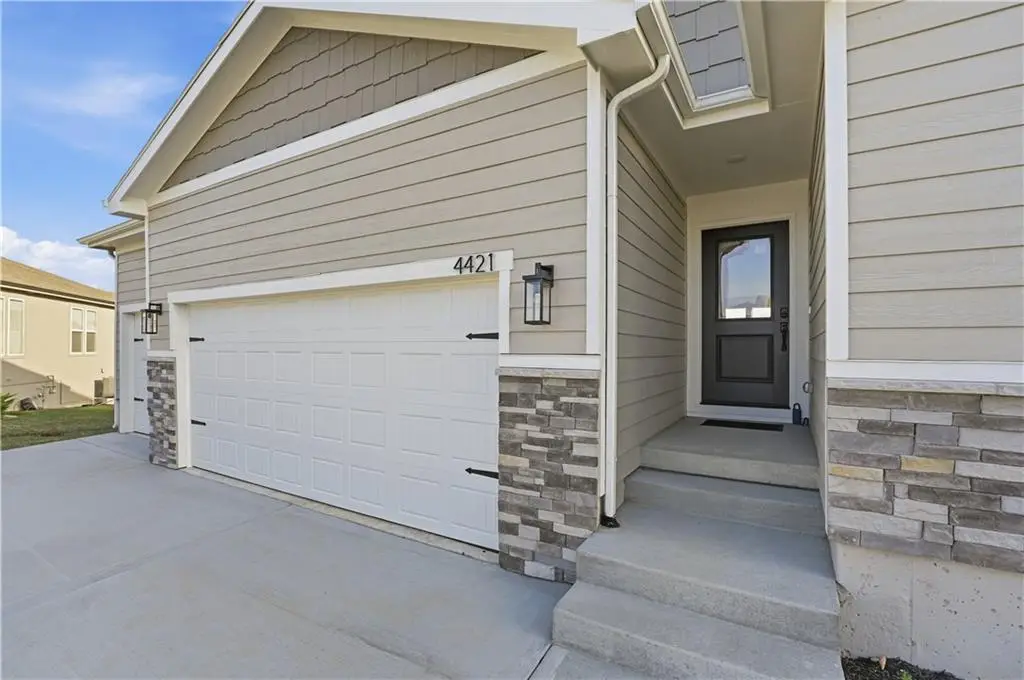 4421 SW Grindstone Circle, Lees Summit, MO 64082 - Image #1