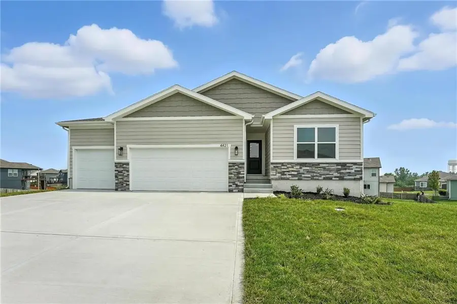 4421 SW Grindstone Circle, Lees Summit, MO 64082 - Image #2