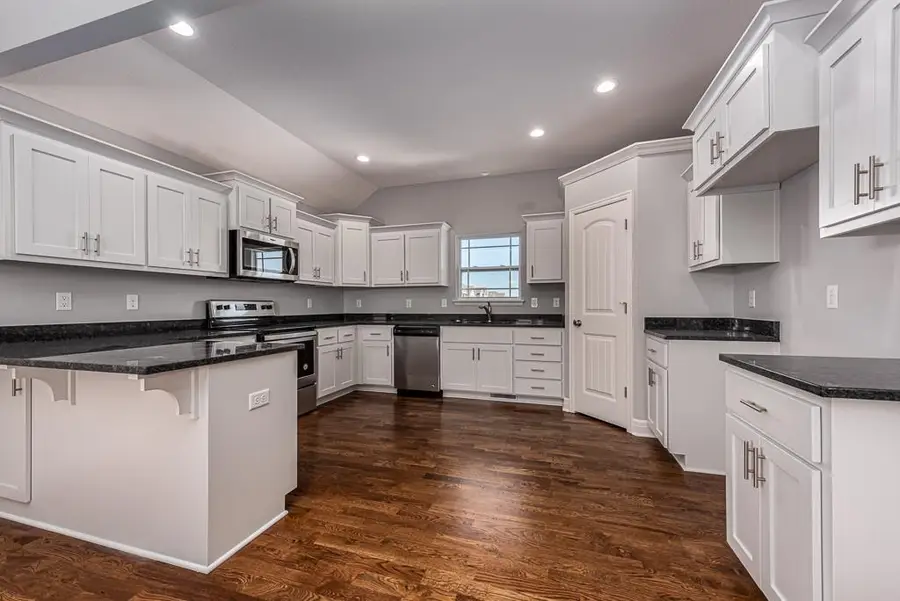 2328 N 111th Court, Kansas City, KS 66109 - Image #3