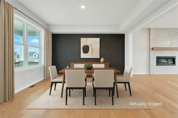 1937 SW Hightown Drive, Lee's Summit, MO 64082